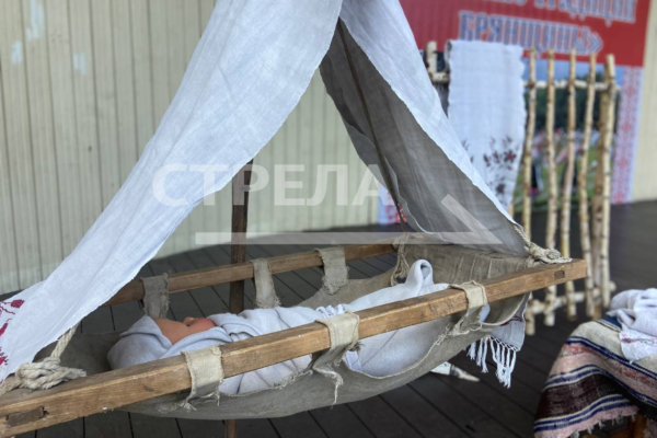 В Брянске в Единый день фольклора чествуют народные коллективы и мастеров