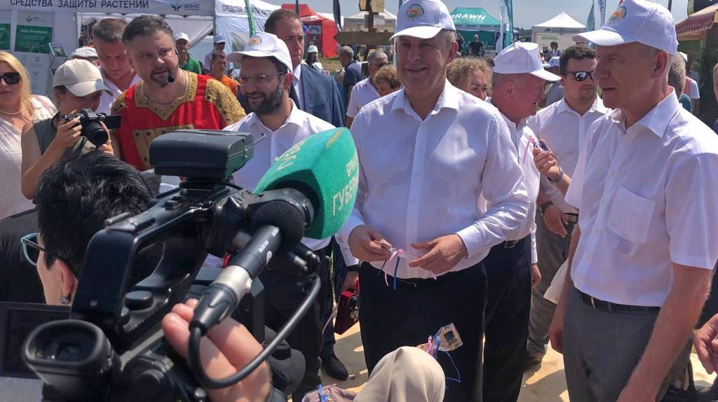 Максим Титов отметил вклад Брянской области в достижение продовольственной безопасности РФ