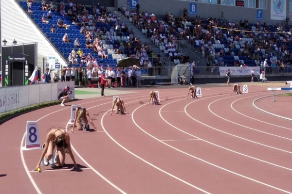 В городе Брянске стартовало первенство России по легкой атлетике среди юниоров