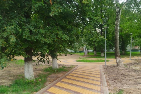 В брянской Унече благоустроят сквер по улице Суворова