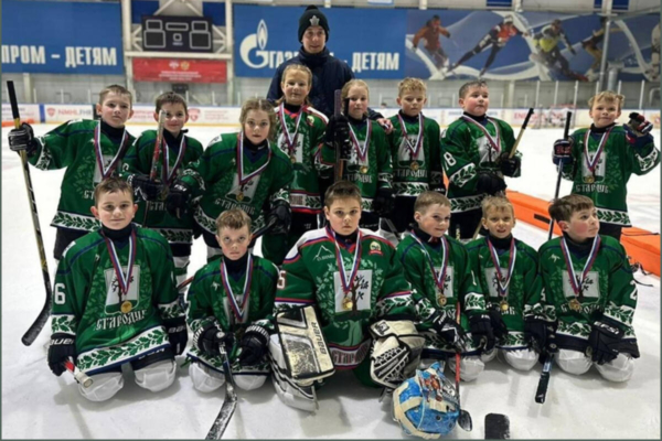 В Стародубе 3 тренера спортивной школы получили благоустроенные квартиры