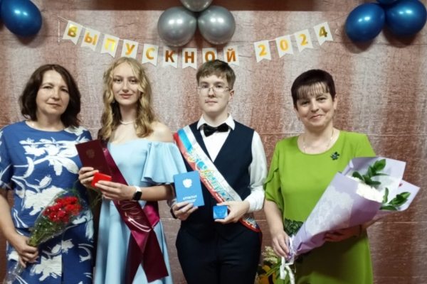 В Комаричском районе прошли выпускные вечера