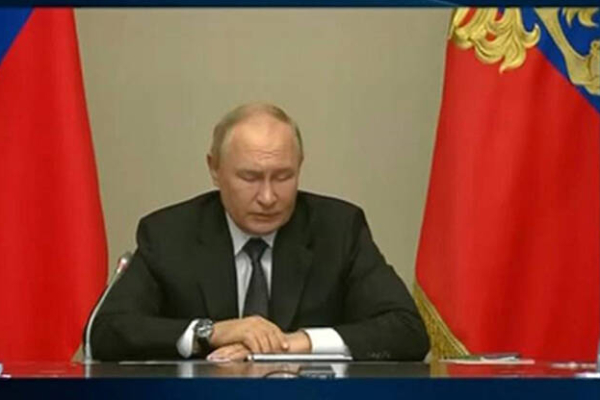 Александр Богомаз принял участие в совещании Владимира Путина