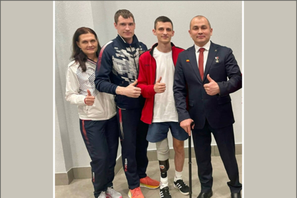 В фонде «Защитники Отечества» помогли брянцу восстановить документы и оформить выплаты