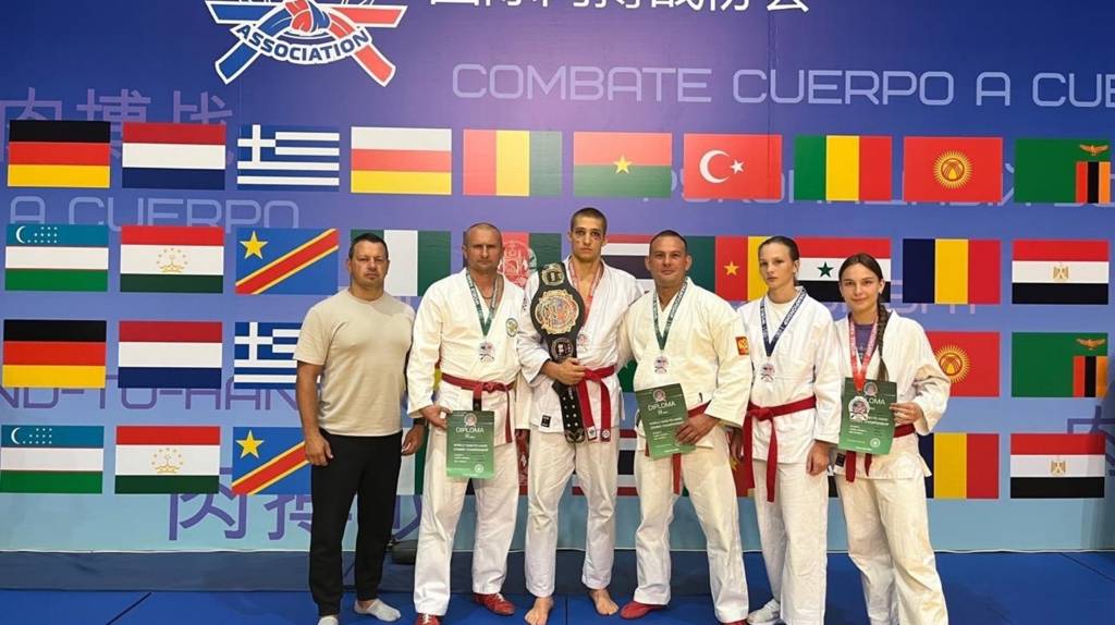 Брянец Александр Горохов победил на чемпионате мира по рукопашному бою