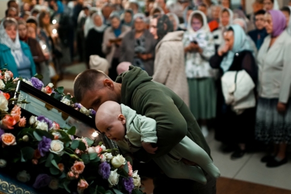 В Брянск доставили чудотворный образ Казанской иконы Божией Матери