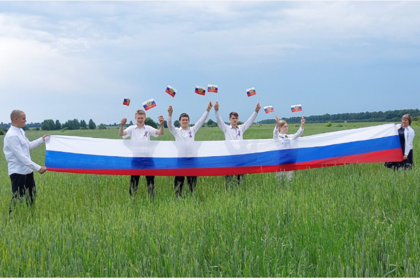 Руководитель физического воспитания Комаричского механико-технологического техникума Мария Николаевна Антюхова