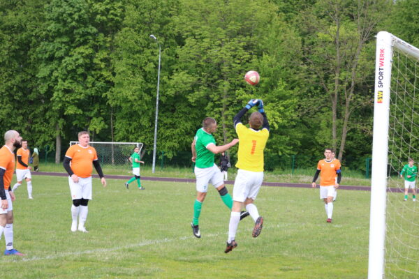 На стадионе «Юность» п. Комаричи состоится Первенство Брянской области по футболу