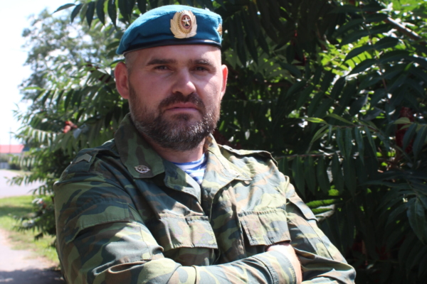 Комаричанин, служивший в «крылатой пехоте», Константин Губанов