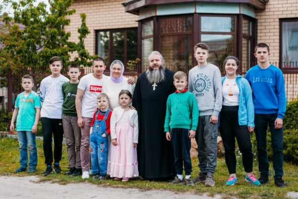 Брянская семья Ляпченковых победила в конкурсе «Семья Года»