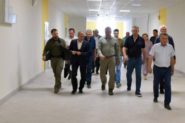 Александр Богомаз: «Школа в микрорайоне по Флотской по соотношению цена-качество — одна из лучших в России!»