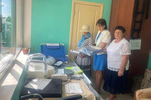 Жителям Комаричского района рассказали, как ухаживать за лежачими больными