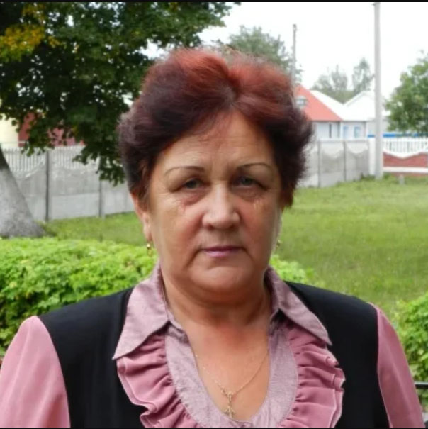 Почетный гражданин Комаричского района Галина Михайловна Боровых всегда принимает самое активное участие в выборах