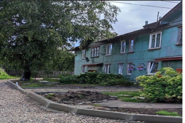 В Фокино по нацпроекту благоустраивают четыре двора