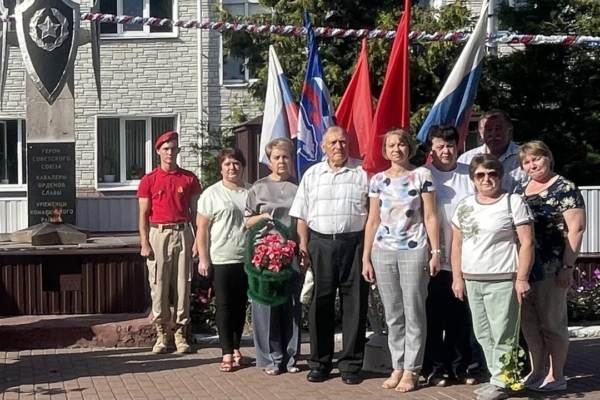 В Комаричском Университете третьего возраста стартовал новый учебный год