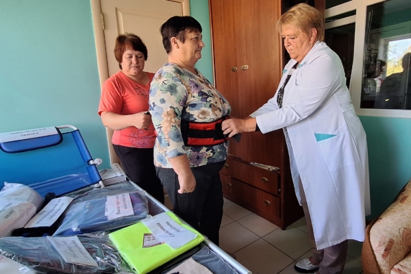 Комаричане учатся ухаживать за гражданами пожилого возраста и инвалидами