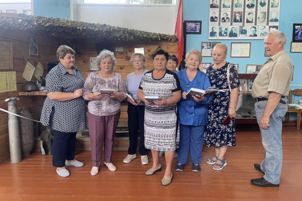 Слушатели Университета третьего возраста посетили Комаричский краеведческий музей