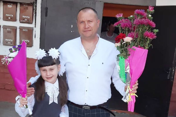 Учащиеся Лопандинской средней школы участвуют в акции «Вместе с папой»