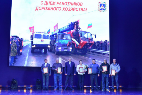 Брянский губернатор поблагодарил дорожников за возведение оборонительных сооружений