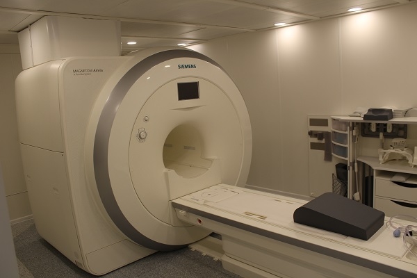 В Жуковскую межрайонную больницу по нацпроекту закуплен новый аппарат МРТ