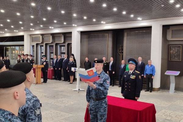 В Брянске чествовали судебных приставов