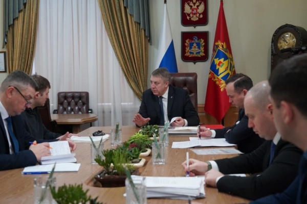 Александр Богомаз призвал жителей Брянска проявлять требовательность к управляющим компаниям и ожидать от них качественной работы