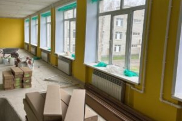 Капремонт Дубровской СОШ № 2 активно продолжается