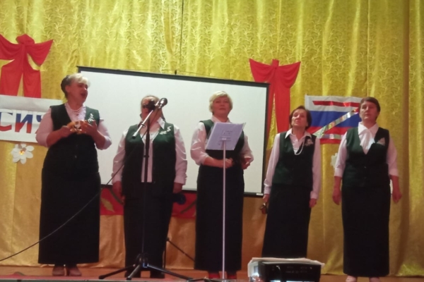 В Марьинском культурно-просветительском центре состоялся концерт «Россия сильна единством»