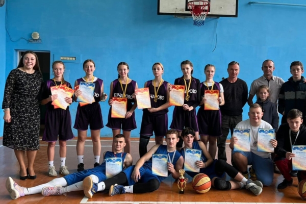 В Бочаровской школе прошел районный турнир по баскетболу памяти Владимира Семиохина