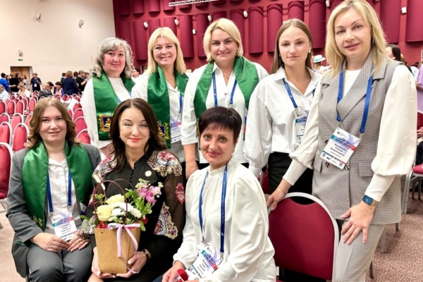 Главной медицинской сестре Жуковского медцентра вручили нагрудный знак «За верность профессии»