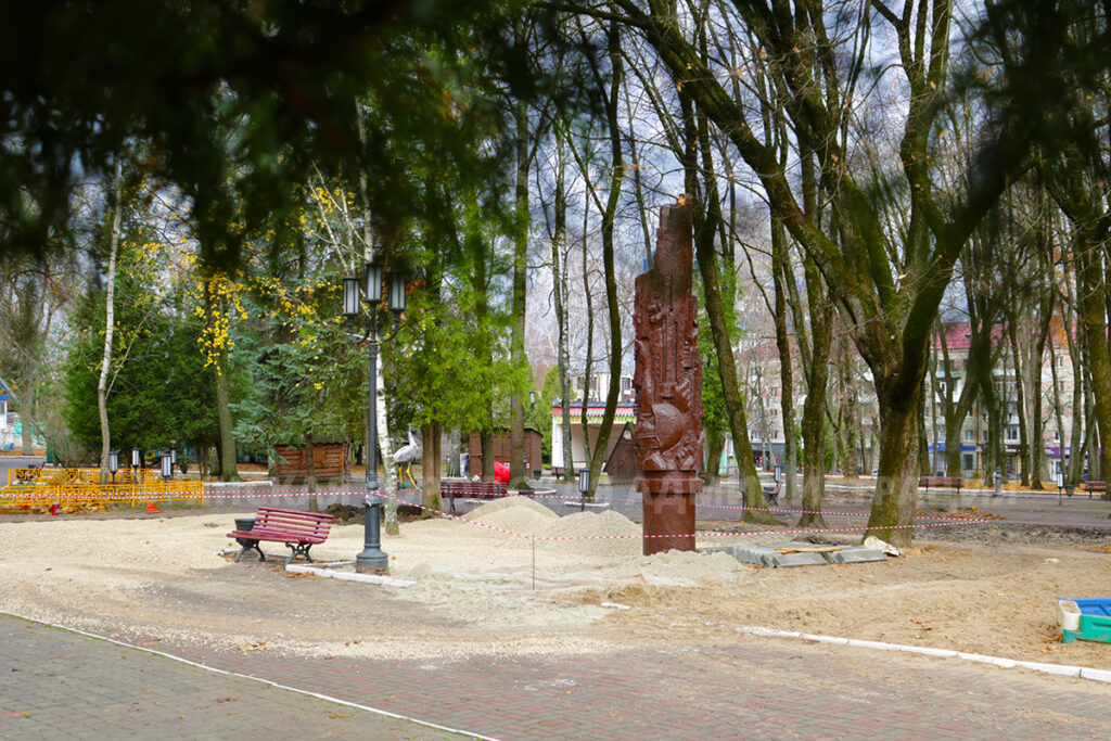 В парке Толстого благоустроят детскую площадку
