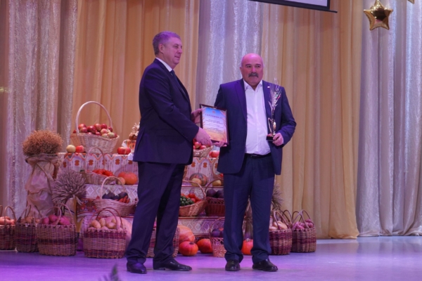 Человек Года-2024:  Хатюшин Андрей Михайлович – директор филиала ООО «Новый путь» в селе Избичня