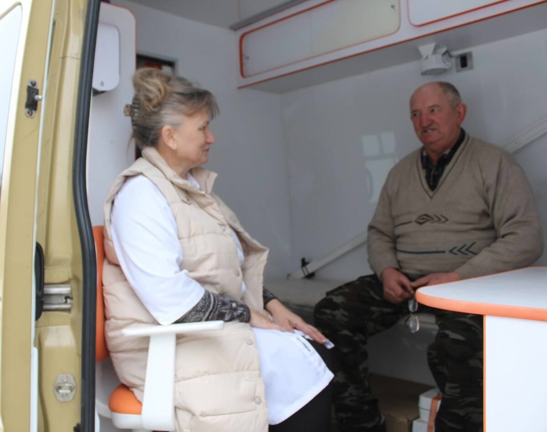 В Комаричском районе работает передвижной фельдшерско-акушерский пункт