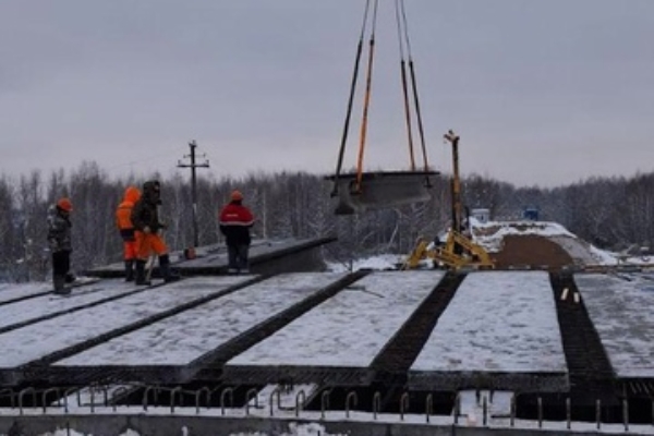 В городе Унеча Брянской области продолжается масштабная реконструкция моста