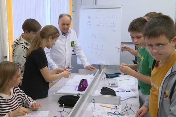 В Брянске в центре одарённых детей «ОГМА» стартовали первые профильные смены