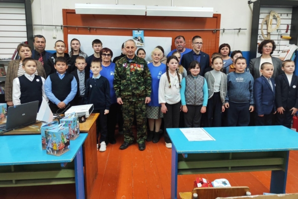 В Евдокимовской школе прошло мероприятие  «900 дней мужества», посвященное 81-й годовщине полного освобождения Ленинграда от фашистской блокады