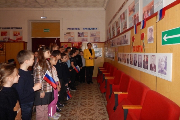 В Лопандинском СДК состоялось открытие месячника оборонно-массовой и военно-патриотической работы «Не меркнет летопись побед»