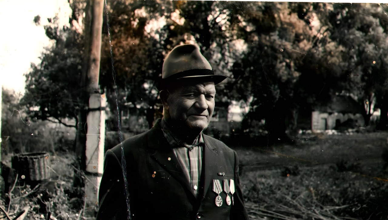 В тяжелых боях 4 августа 1942 года разведчик Мачулин совершил подвиг, за который ему была вручена боевая награда в 1943 году в Кремле