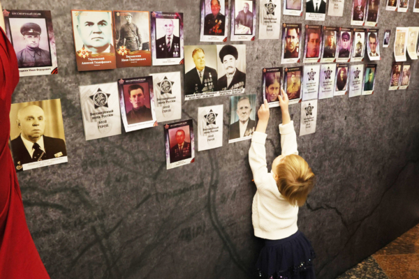 Акция редакции газеты «Верный путь» «Нет в России семьи такой, где б не памятен был свой герой»