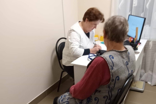 Врачи Погарской ЦРБ проводят диспансеризацию жителей деревень