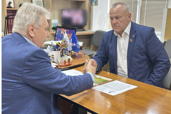 Спикер Брянской облдумы Валентин Суббот посетил приграничный Погарский район