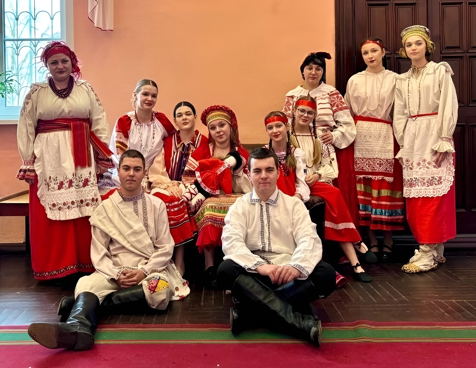 Комаричские фольклорные коллективы верно хранят традиции