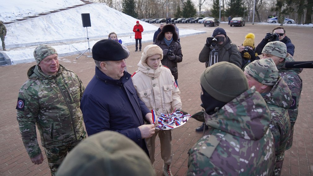 Губернатор вручил очередную партию техники бригаде «БАРС-Брянск»