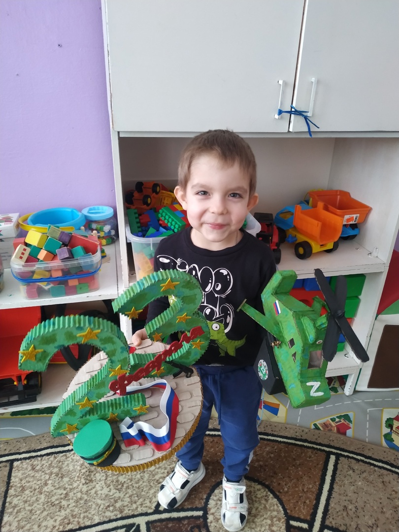 Воспитанники Комаричского детского сада №2 сделали изумительные поделки