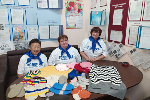 В Комаричском районе проходит Всероссийская благотворительная акция «Тепло для Героя»