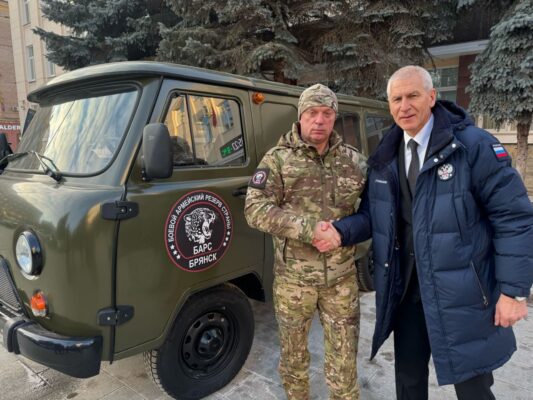 Депутат Госдумы Матыцин подарил бригаде «БАРС-Брянск» новенький УАЗ