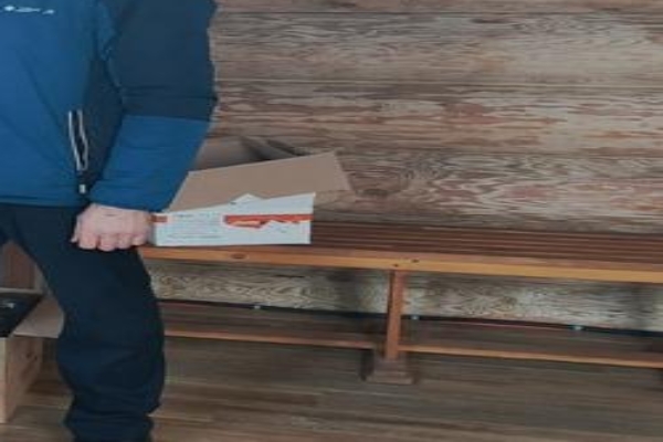 Волонтеры Клетни передадут на фронт более 300 окопных свечей