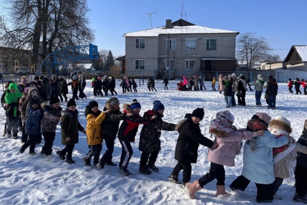 В Комаричской СОШ №1 прошел традиционный праздник » Широкая Масленица»
