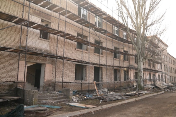 Брянские специалисты продолжают восстановление Брянки