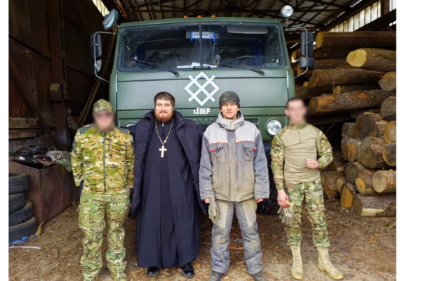 Брянский священник оказал гуманитарную помощь военному подразделению